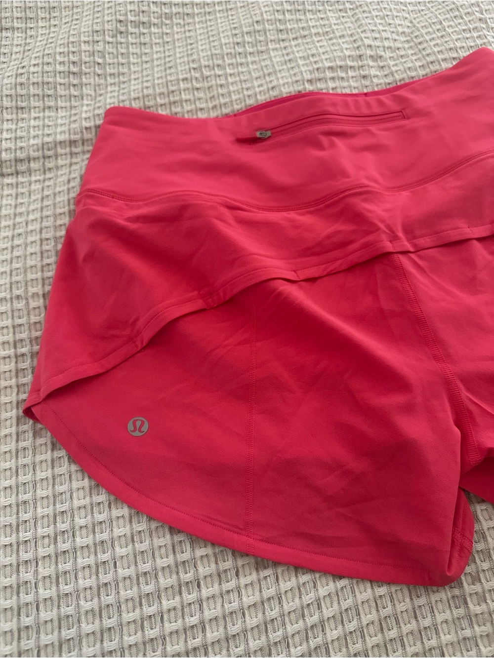 Lululemon | “Speed Up” High-Rise Lined Short 4" - Lip Gloss - Women’s 6 - Picture 6 of 13